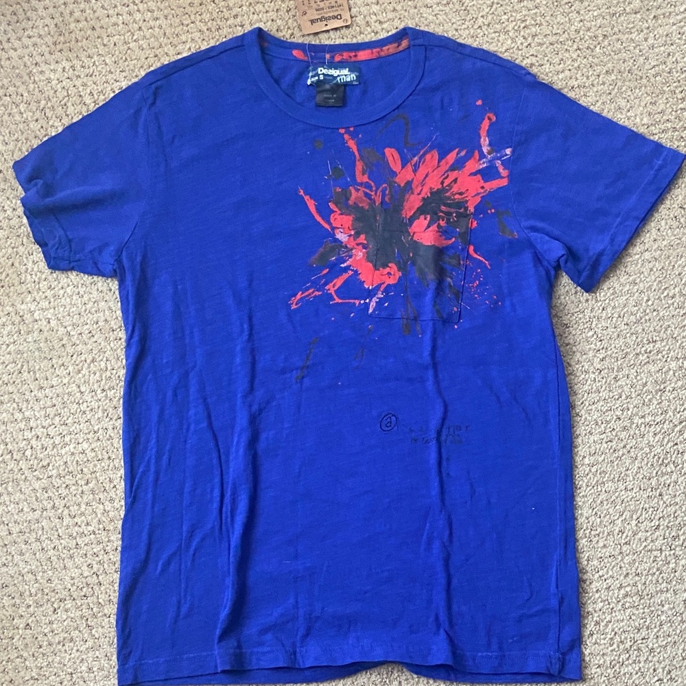 Desigual Men's Blue and Red Graphic Tee